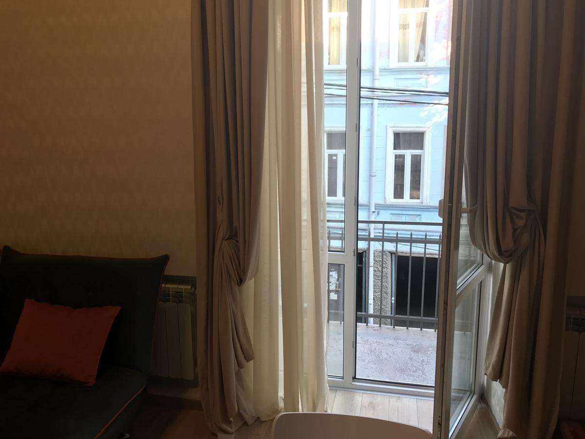 Full Comfort Apartment On Aghmashenebeli Tbilisi Exteriör bild