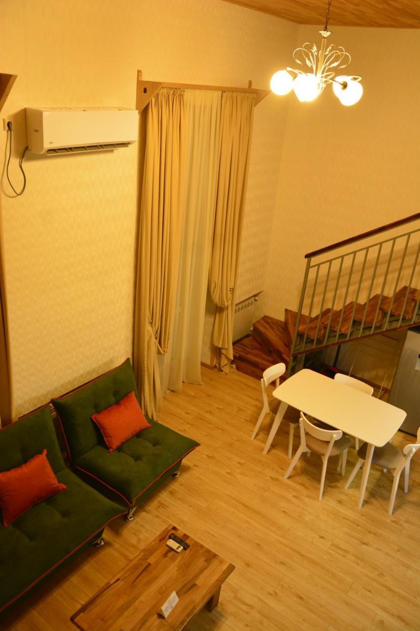 Full Comfort Apartment On Aghmashenebeli Tbilisi Exteriör bild