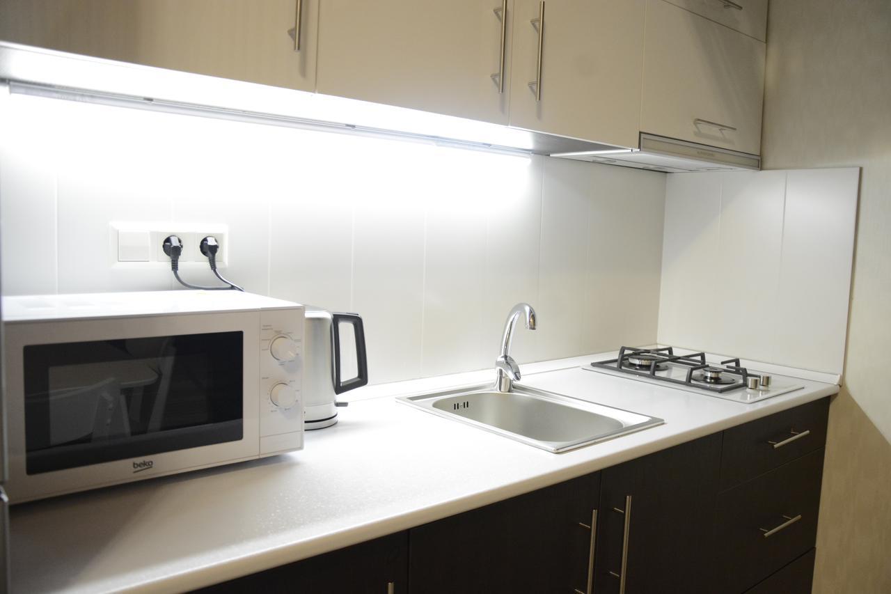 Full Comfort Apartment On Aghmashenebeli Tbilisi Exteriör bild